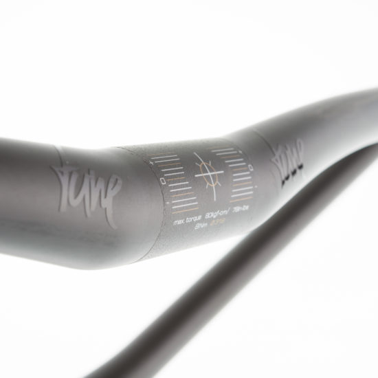 Tune TURNSTANGE Lowriser 2.0, MTB Karbonlenker, Durchmesser 31.8mm, Rise 15mm, Breite 750mm, UD-optik,...