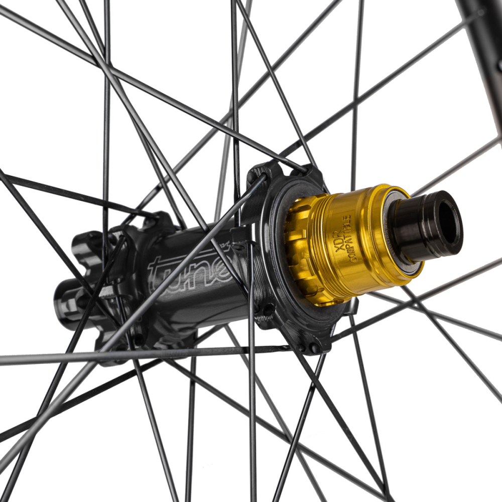 Tune Front Wheel Disc, MTB Carbon, BB28, Princess Boost 6B 28h, 15mm, Standard Bearings