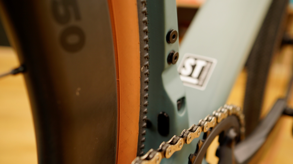 Classified Powershift G30 Carbon Wheelset Kit, Clintcher, Tubless, inkl. Kassette, 11 speed / 11-32