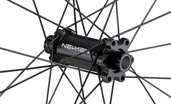 NEWMEN Beskar 30 Light XC 29" Laufradsatz, Shimano Microspline 