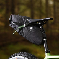 Miss Grape Cluster 13 Waterproof Satteltasche