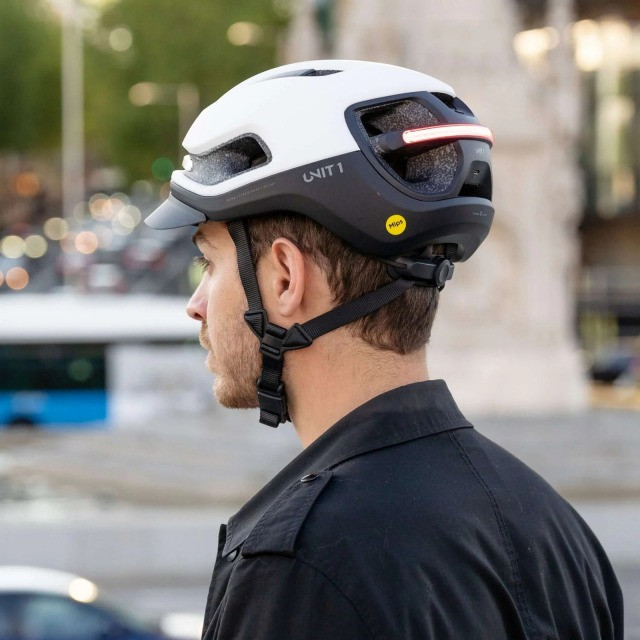 Unit1 Helm Aura Mips, M