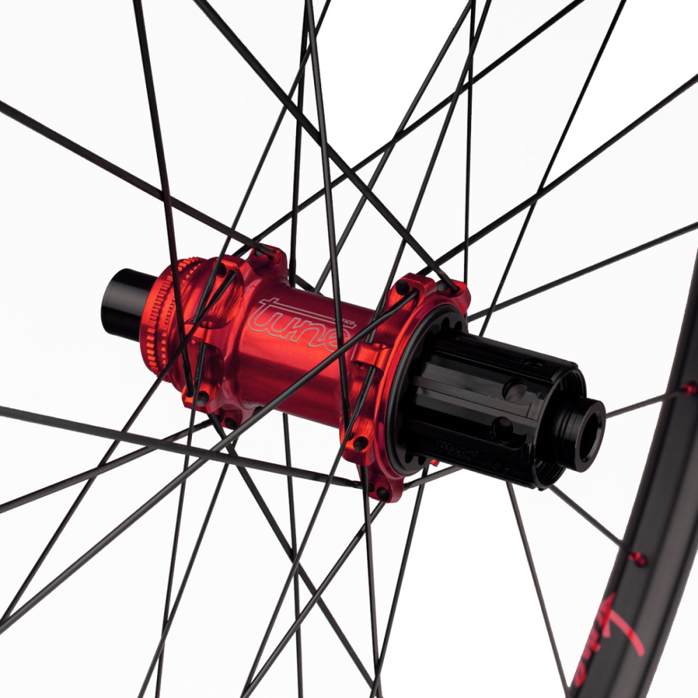 Tune Rear Wheel Disc, Road Carbon, SB20Dsky, Prince CL 28h, 12mm, Std. Bearings, HG10/11/12