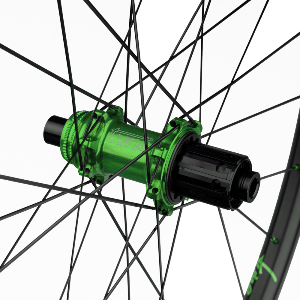 Tune Rear Wheel Disc, Road Carbon, SB20Dsky, Prince CL 28h, 12mm, Standard Bearings, CampaN3W